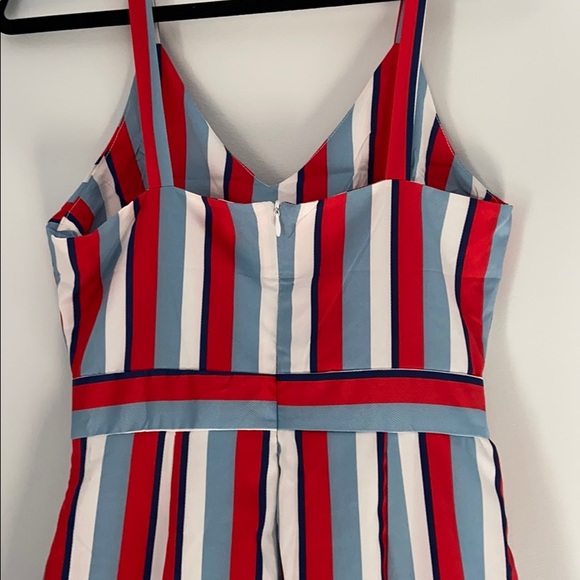 Jumpsuit - Picture 5 of 7